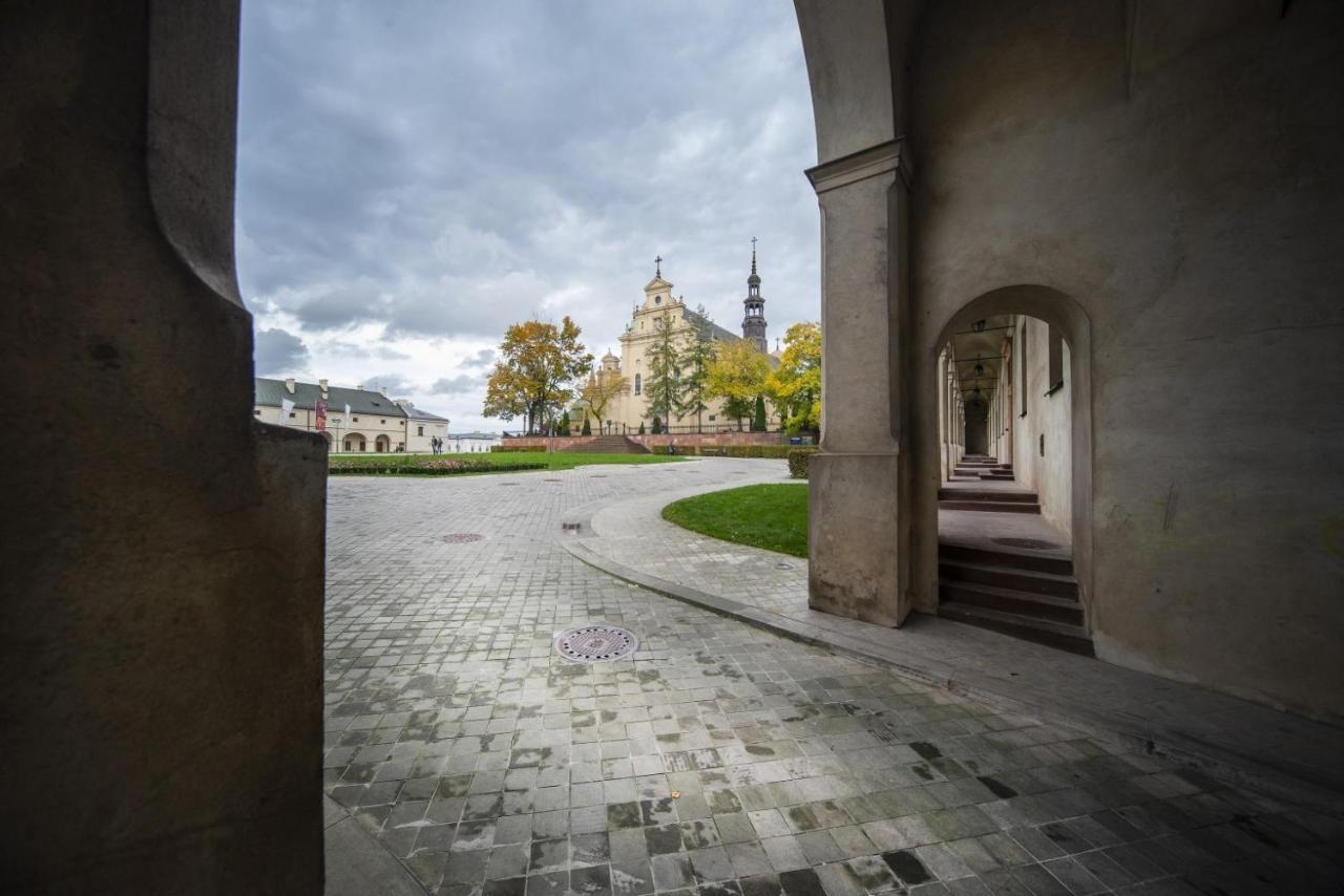 Hotel Dal Kielce Eksteriør billede