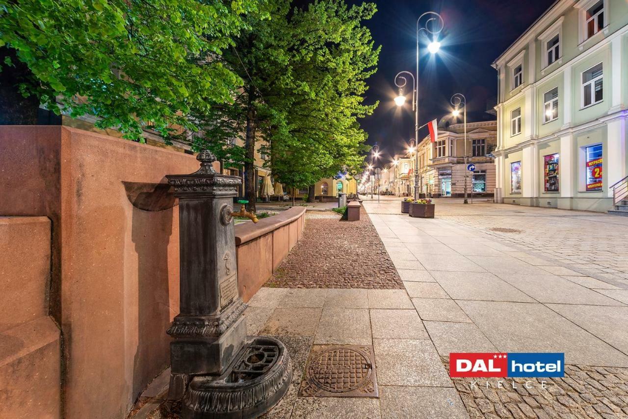 Hotel Dal Kielce Eksteriør billede